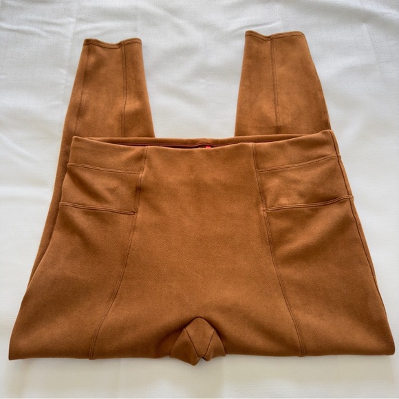 SPANX Faux Suede Leggings Caramel Size 2X - Picture 4 of 11